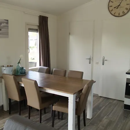 Well Furnished Near Brunssummerheide Chalet *